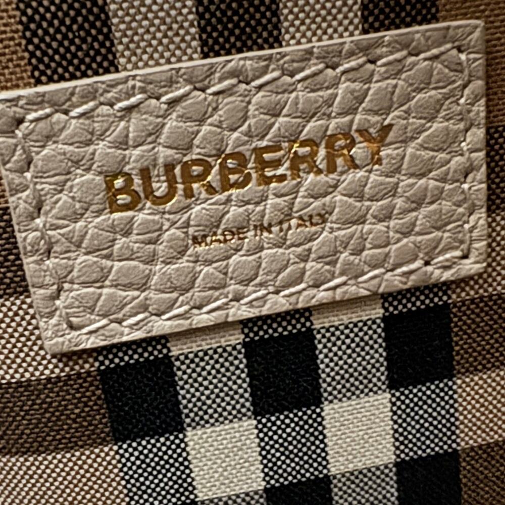 Burberry leather bucket bag large limestone - Picture 10 of 11